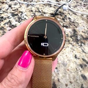 Garmin fashion watch